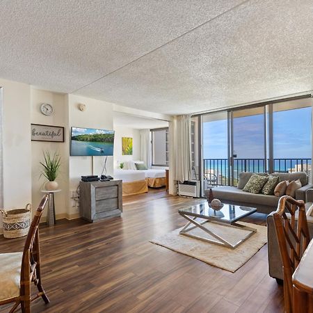 Beautifully Renovated 32Nd Floor Deluxe Ocean View Waikiki Condo Condo โฮโนลูลู ภายนอก รูปภาพ