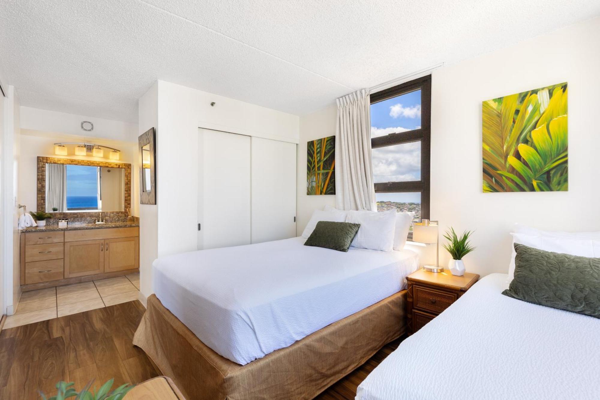 Beautifully Renovated 32Nd Floor Deluxe Ocean View Waikiki Condo Condo โฮโนลูลู ภายนอก รูปภาพ
