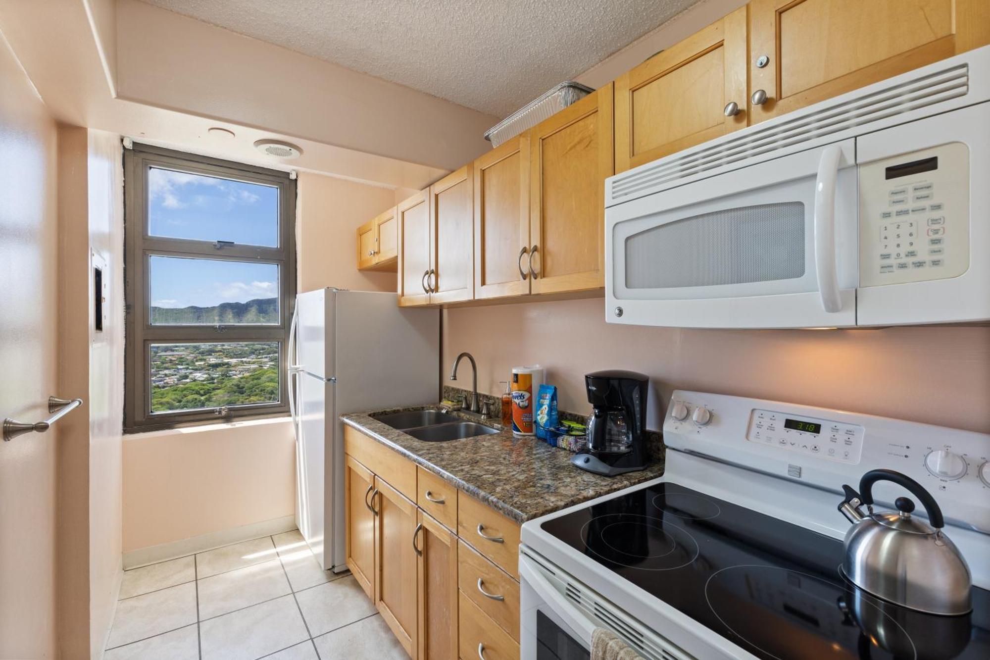 Beautifully Renovated 32Nd Floor Deluxe Ocean View Waikiki Condo Condo โฮโนลูลู ภายนอก รูปภาพ
